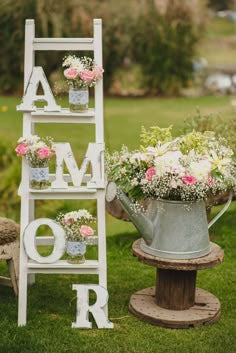 Rent White Wooden Ladder Folding | Escalera de madera blanca plegable