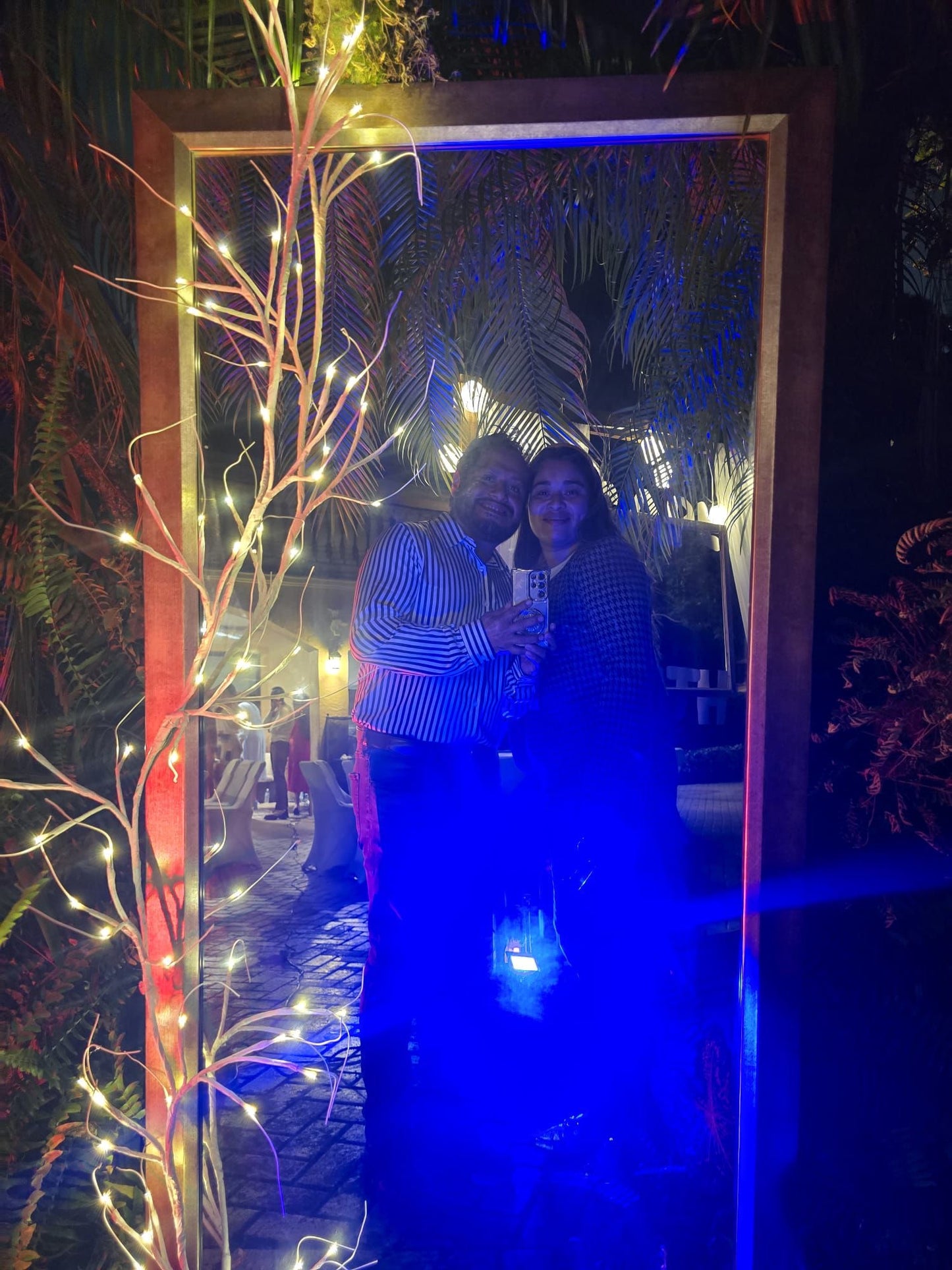 Rent. Personalized mirror | Espejo personalizado