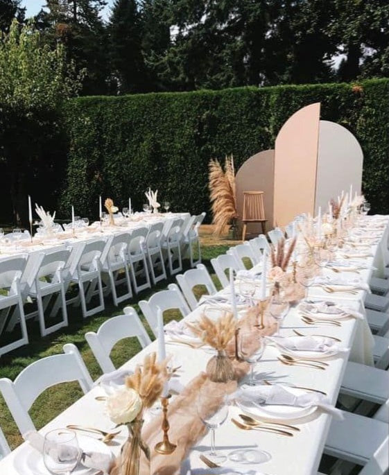 Rent Wood Arched Background Stand | Soporte de fondo arqueado de madera